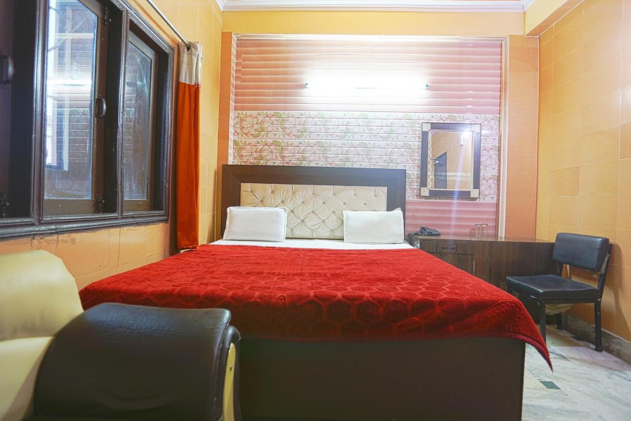 Spot On 43436 Hotel Mannat Spot Moradabad Buitenkant foto