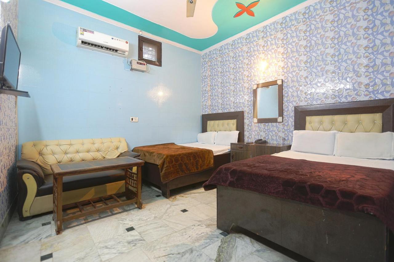 Spot On 43436 Hotel Mannat Spot Moradabad Buitenkant foto